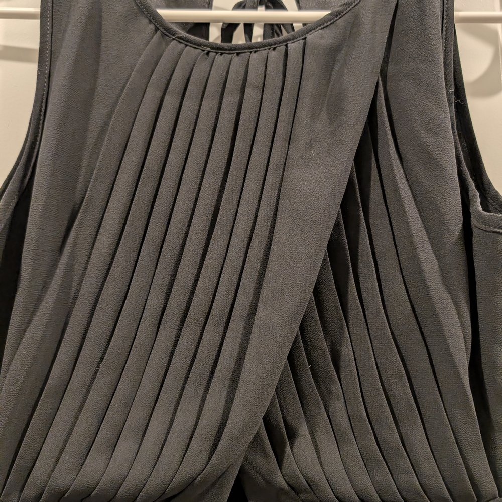 Romeo & Juliet Couture Black Backless Dress - Picture 2 of 5